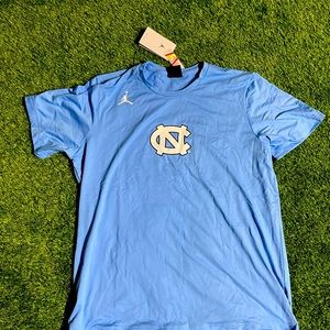NWT-UNC-Jordan- blue- XL- NEVER WORN